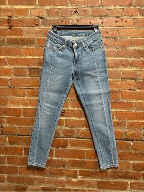 Levi’s Women’s Mid Wash Skinny Jeans with Center Seam